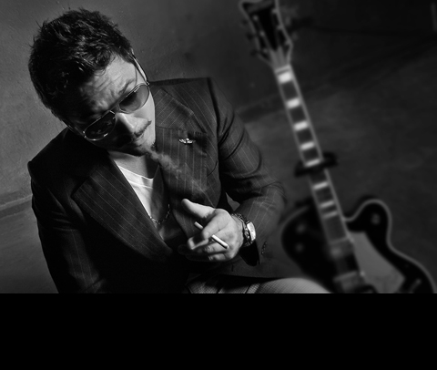 Huey Morgan. Fun Lovin' Criminal. Image copyright : Simon Camper Photographer.