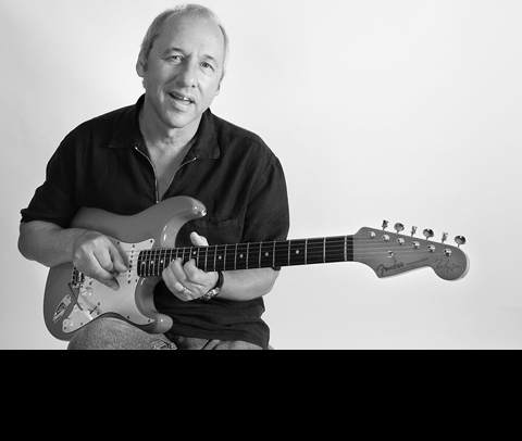 Mark Knopfler. Fender Signature Guitar. Image copyright : Simon Camper Photographer.
